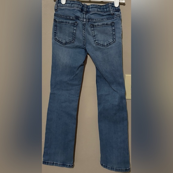 Little Girl Cat & Jack Bootcut Jeans - Picture 2 of 3